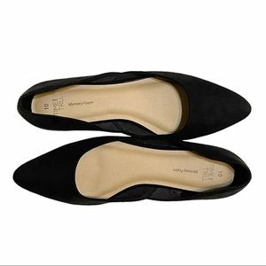 black pointed toe flats